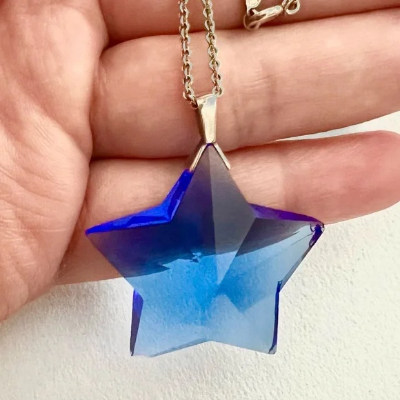 Tiffany & Co., crystal star pendant in blue with Tiffany chain necklace - Picture 13 of 13